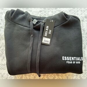 Essentials fear of God Hoodie Youth Large-NWT